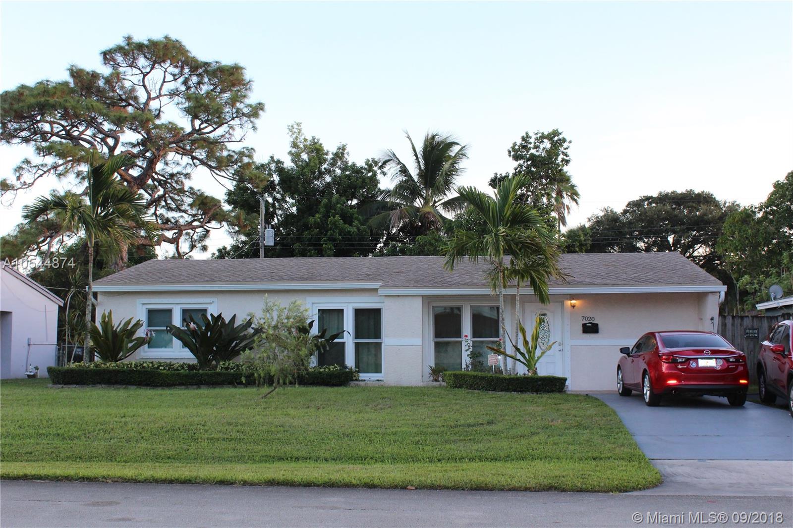 Casa en venta en 7020 Coolidge St, Hollywood, FL 33024