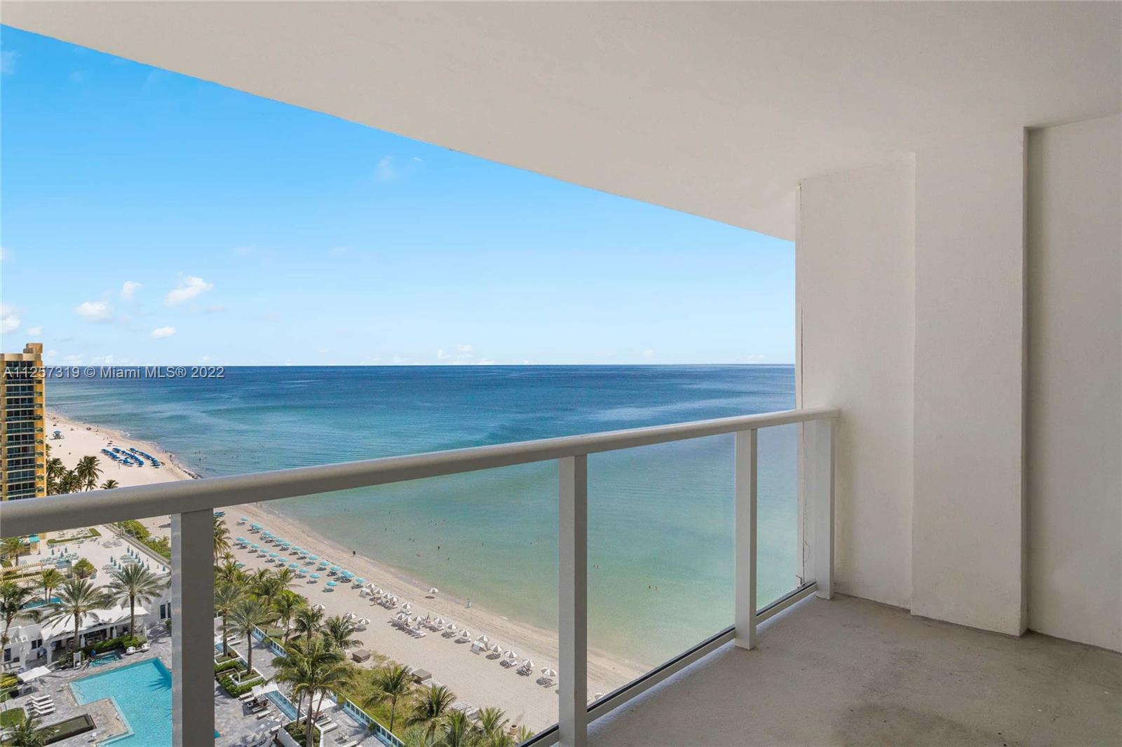 Apartamento en venta en 2751 S Ocean Dr 1802S, Hollywood, FL 33019